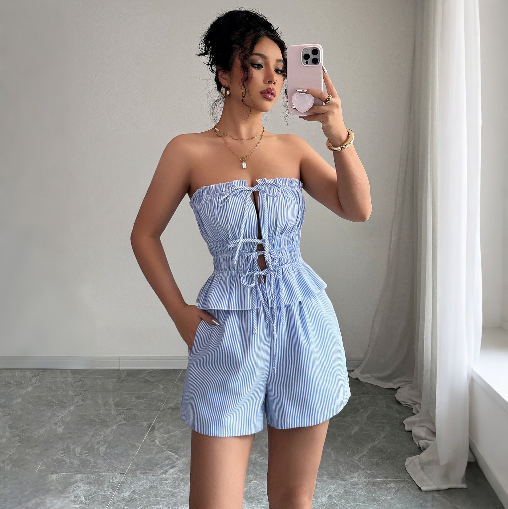 Women’s Striped Plaid Two-Piece Set – Lace-Up Sleeveless Top & Matching Shorts