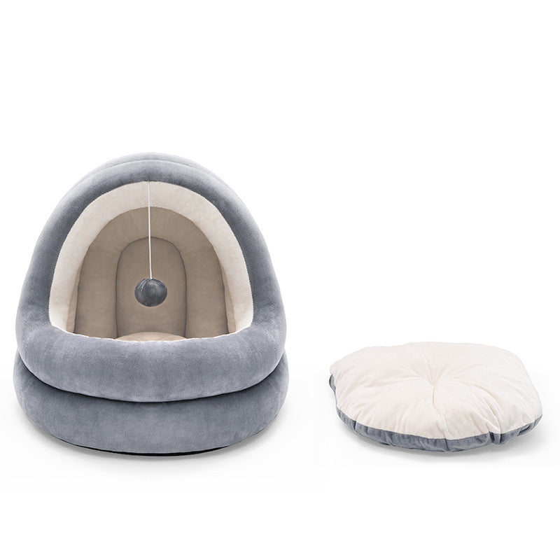 Acogedora cama de terciopelo de cristal para mascotas: un nido suave, cálido y cómodo para gatos y perros pequeños.