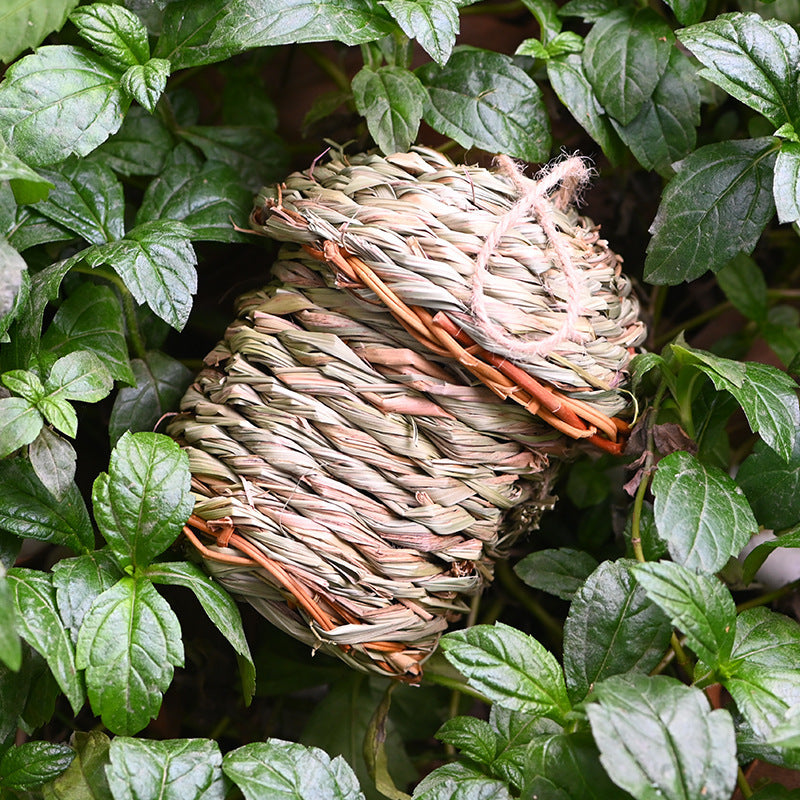 Handcrafted Natural Bird Nest - Eco-Friendly Mountain Grass Shelter