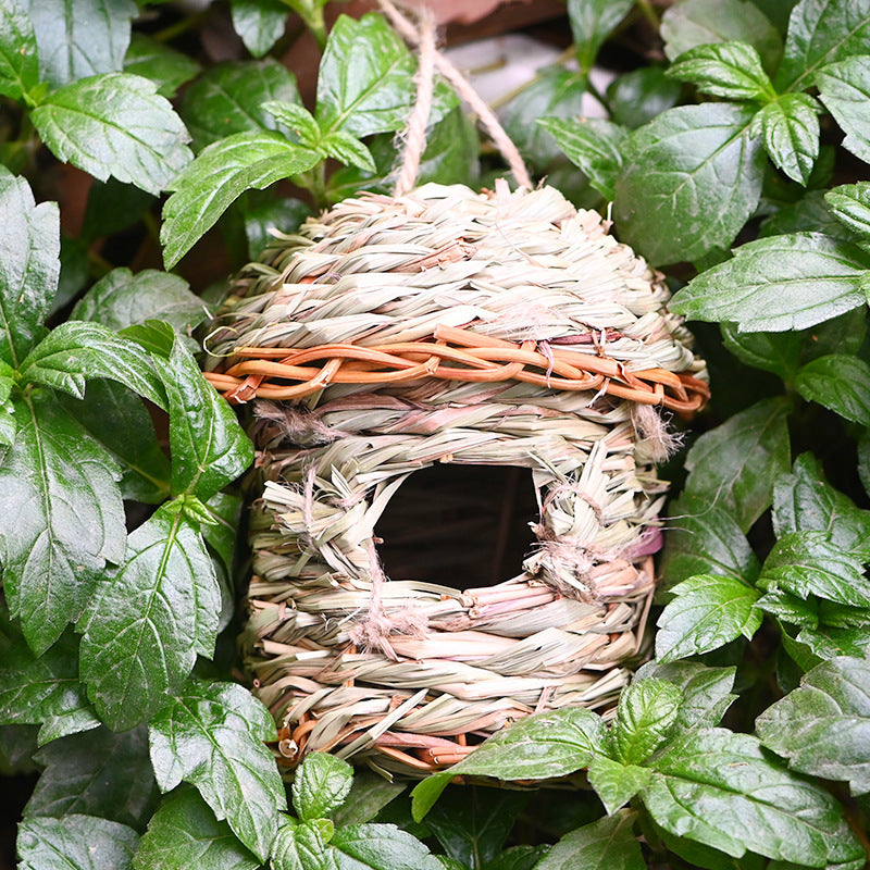Handcrafted Natural Bird Nest - Eco-Friendly Mountain Grass Shelter