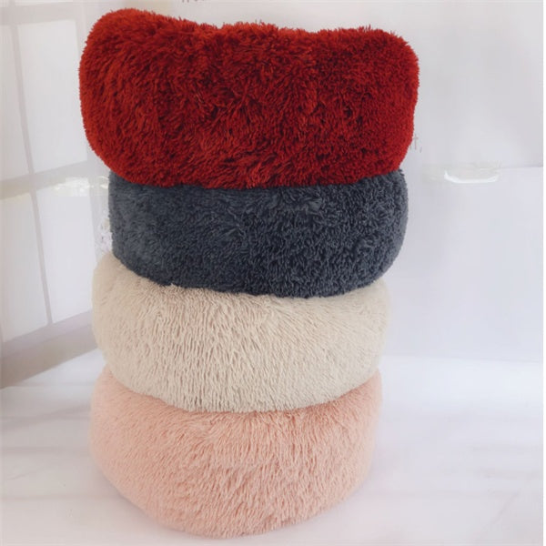 Cama de felpa acogedora para mascotas: nido suave, cálido y lavable para gatos y perros.