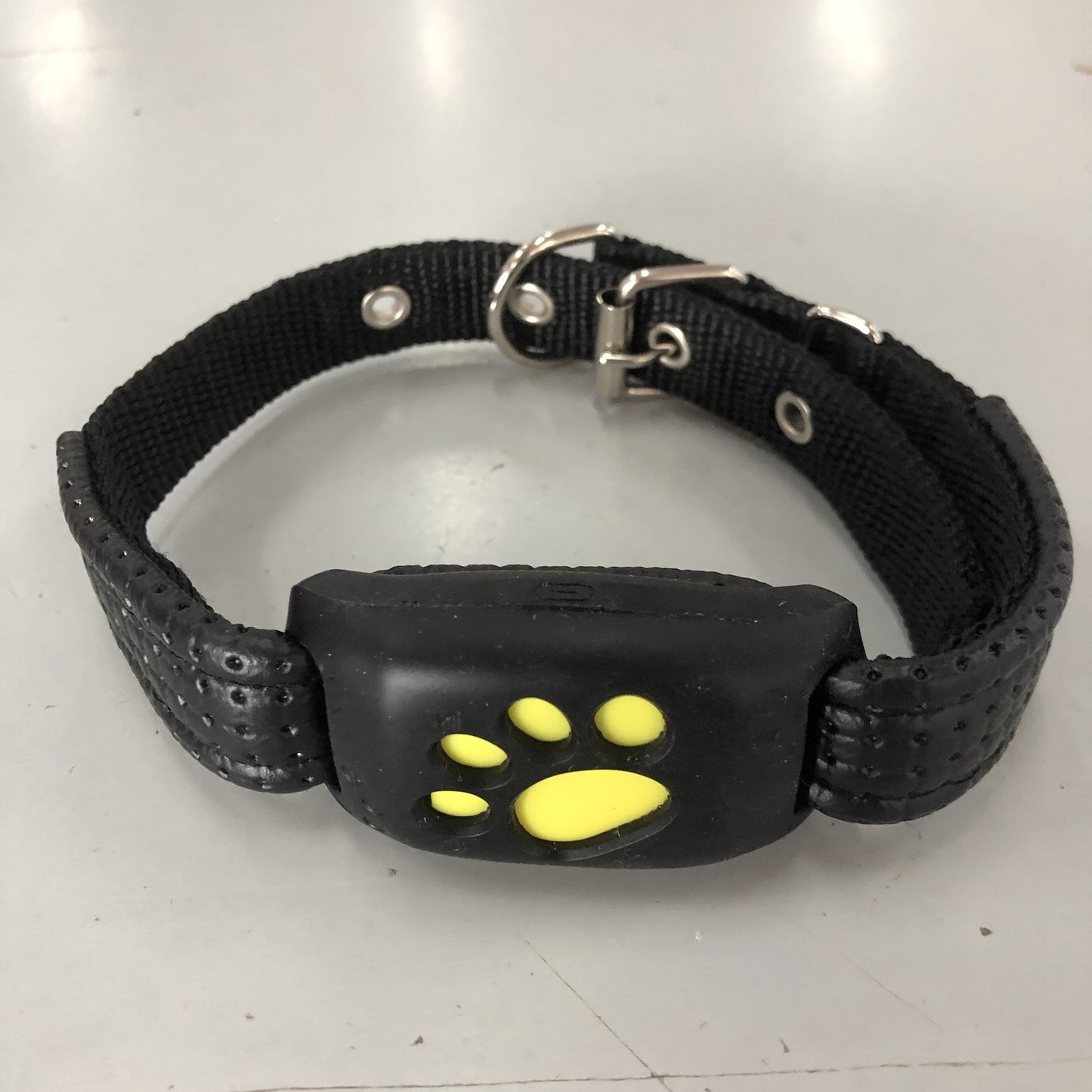 GPS Pet Tracker – High Accuracy & Waterproof Pet Locator