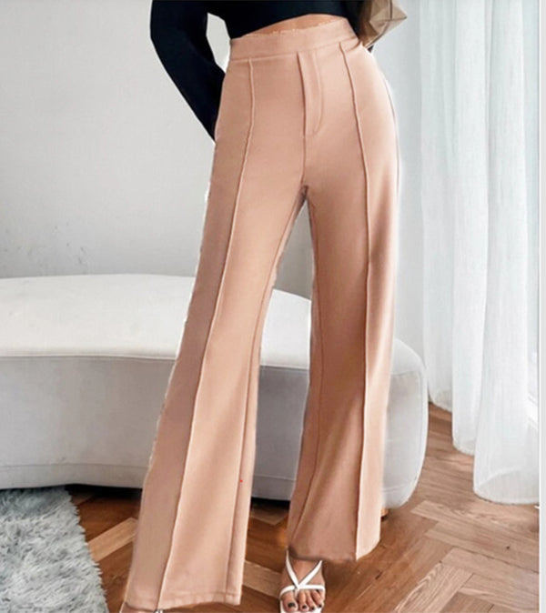 Relaxed Straight-Fit Women’s Trousers